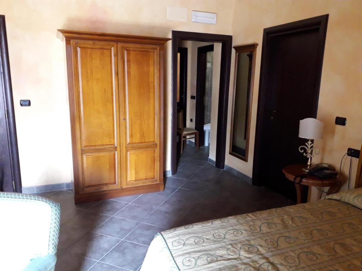 Palazzo Marzano Briatico Exterior foto