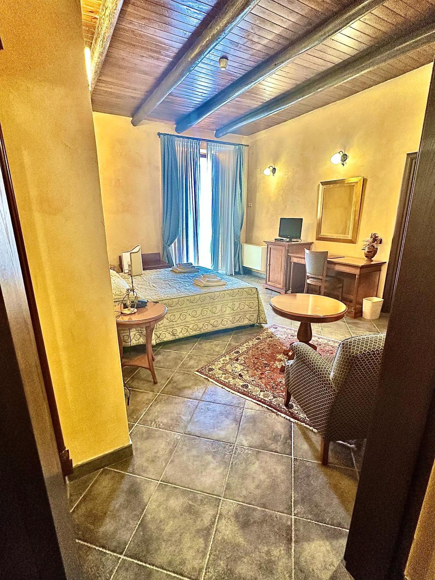 Palazzo Marzano Briatico Exterior foto